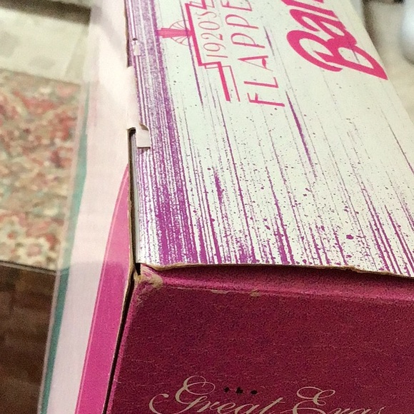 Style 1920s flapper Barbie doll - Picture 6 of 6